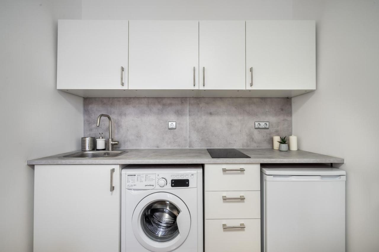 Apartament Bpr Delia's *